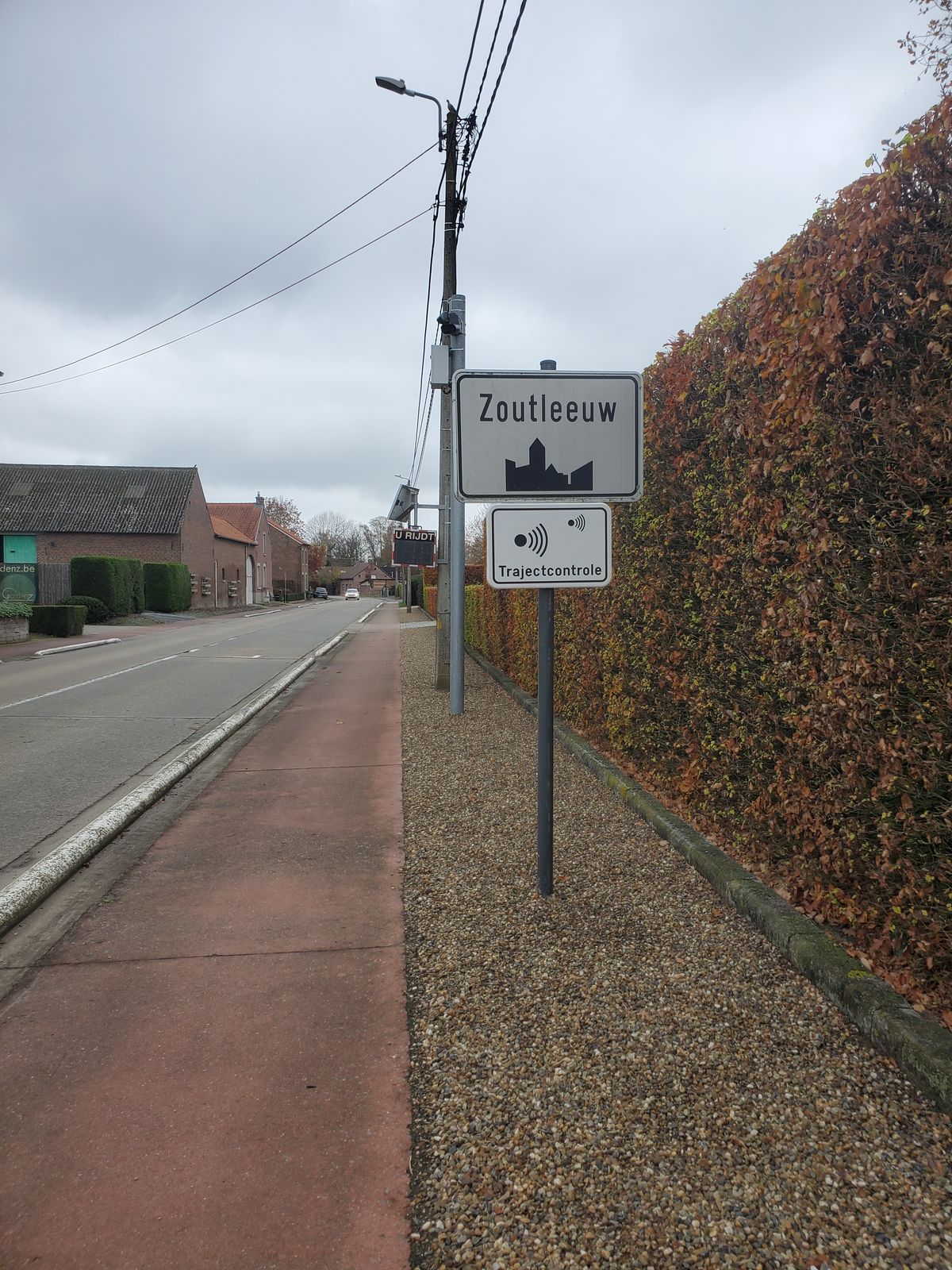 Zoutleeuw road sign