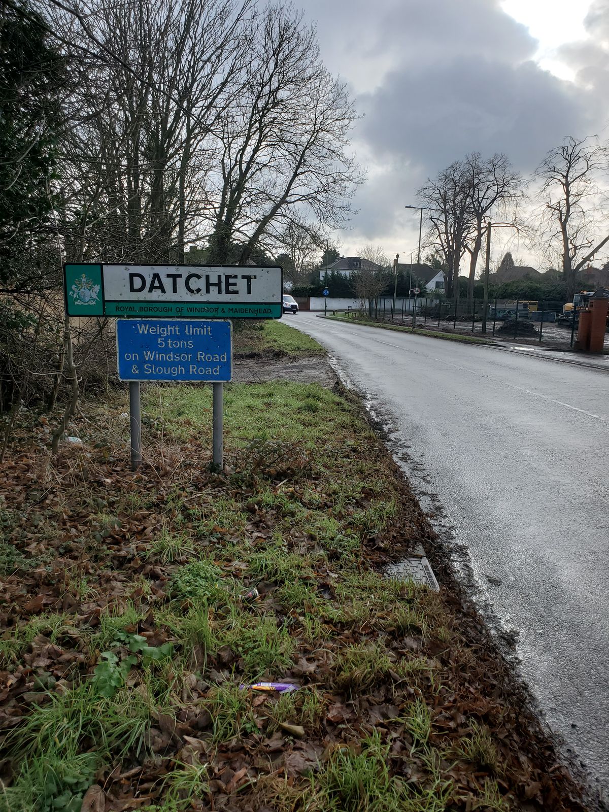 Datchet entry road sign